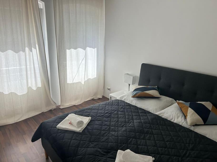 Apartment Merkur Wenen Buitenkant foto