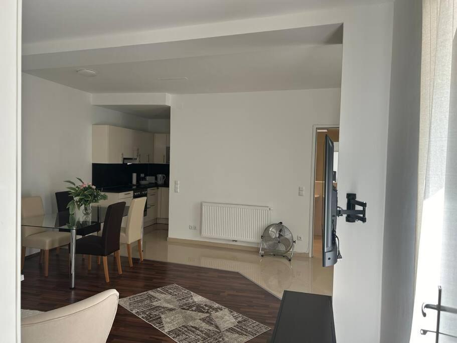 Apartment Merkur Wenen Buitenkant foto